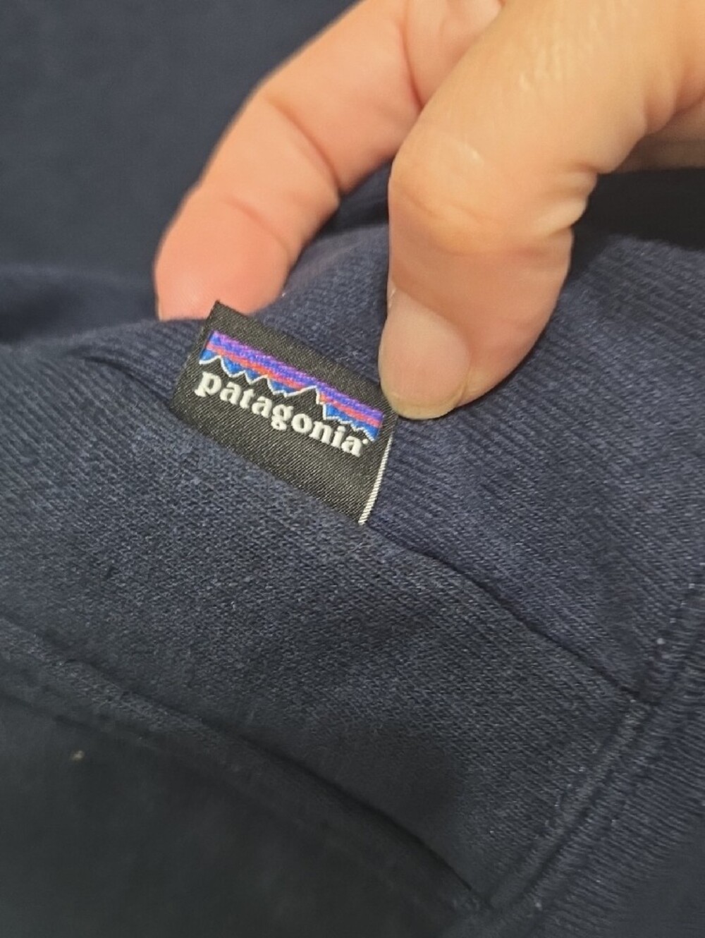 Patagonia Navy Pullover Hoodie with Multicolor Logo Size XL Men's XL Womens XXL - Picture 5 of 5